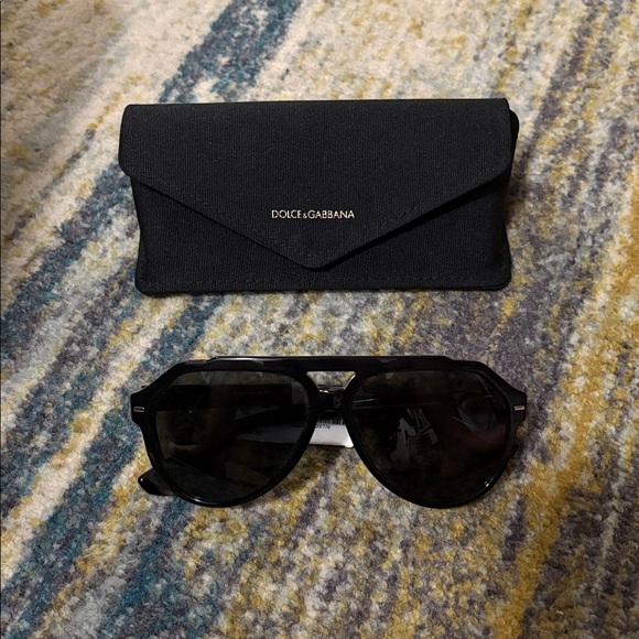 Dolce and Gabbana Sunglasses - Picture 5 of 5